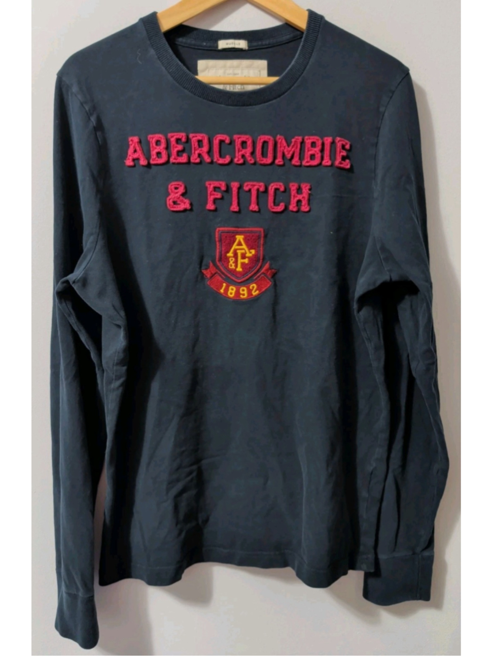 Abercrombie & Fitch Y2K Mens XXL Muscle Fit Long Sleeve Shirt Navy Crest Logo *L